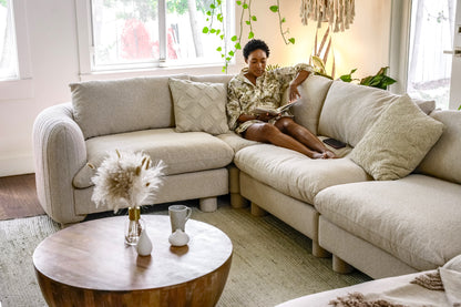 Comfortable Bayshore 5 seater for family seating

