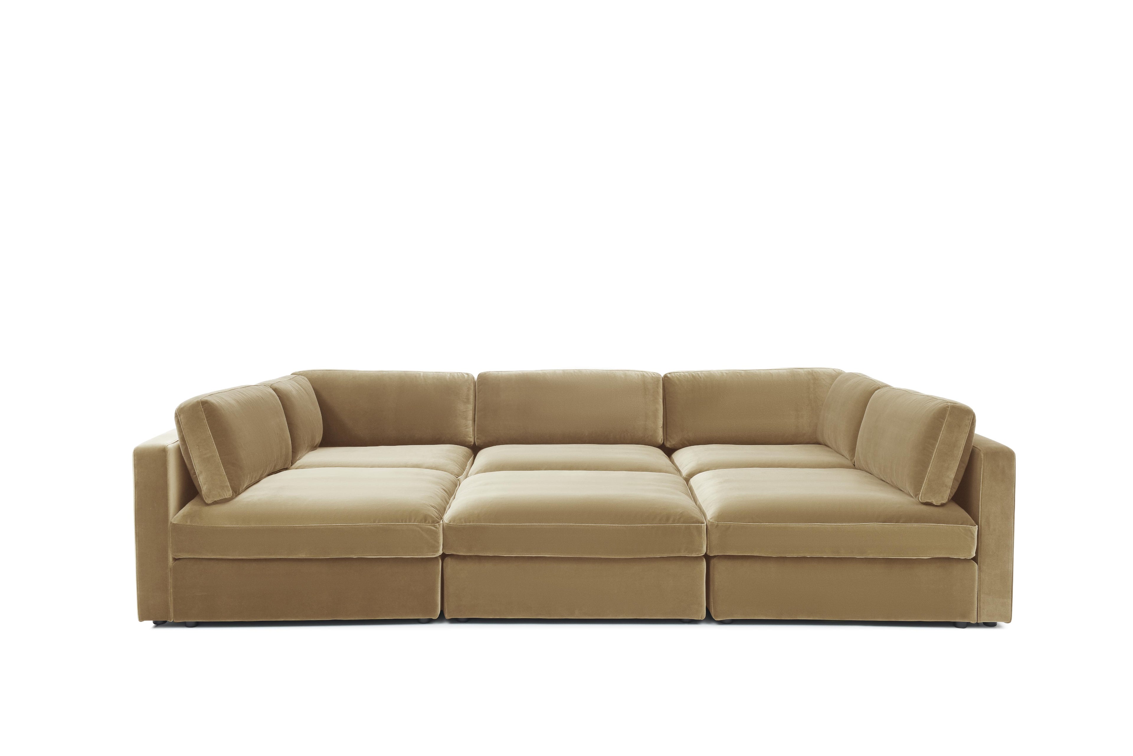 Contemporary 3-seater sofa with sleek lines

